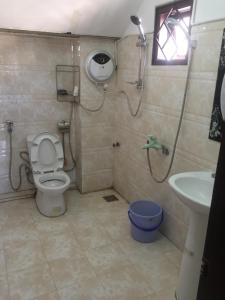 Koupelna v ubytování Villa Du lịch HUY HOÀNG