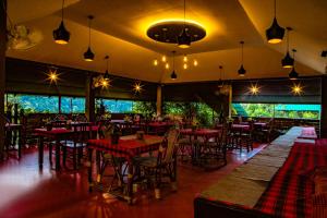 Restaurace v ubytování Ecotones Munnar by Eden Environs
