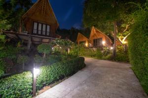O grădină în afara The Cove Phi Phi