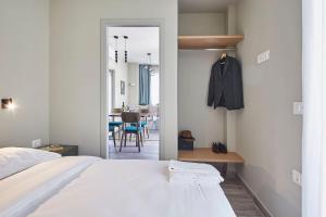 Letto o letti in una camera di Spacious Suite w. huge balcony + Acropolis view