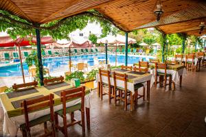 Imagen de la galería de Bezay Hotel, en Fethiye