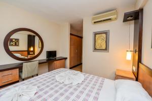 Imagen de la galería de Bezay Hotel, en Fethiye