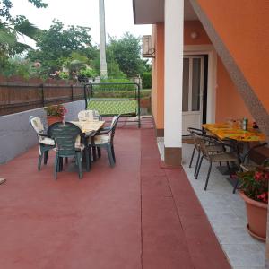 Balkón nebo terasa v ubytování Apartments Davor