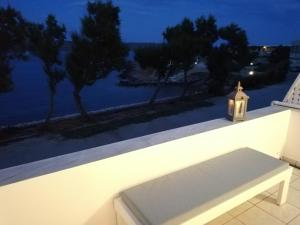 Balkón nebo terasa v ubytování Sea Satin Sounio