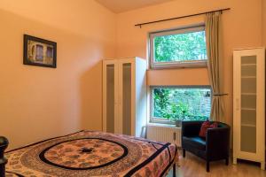 Ein Bett oder Betten in einem Zimmer der Unterkunft Wohnen im Zentrum