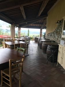 Reštaurácia alebo iné gastronomické zariadenie v ubytovaní Le case della baracchina