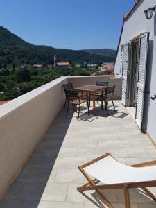 Nespecifikovaný výhled na hory nebo výhled na hory při pohledu z apartmánu
