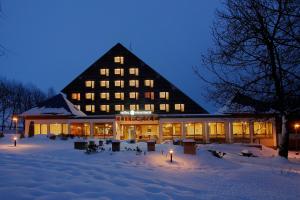 Hotel Krakonoš semasa musim sejuk