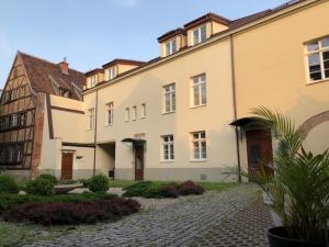 Budova, v ktorej sa apartmán nachádza
