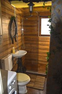 A bathroom at Tree apartment