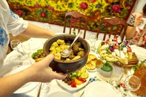 Mâncare la sau în apropiere de această pensiune