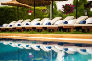 Bazén v ubytování Arwen Hotel nebo v jeho okolí