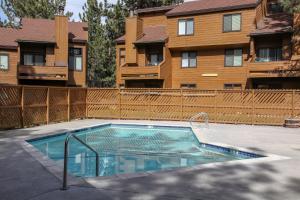 Gallery image of Wild Flower 42 Apartment in Mammoth Lakes
