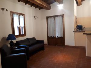AGRITURISMO LA VALLE DEI BRONZETTI的休息区