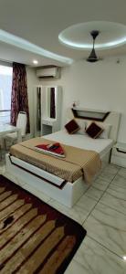 门格洛尔Rahul Residency的相册照片