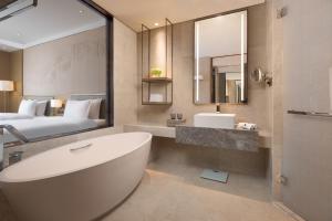 Vannituba majutusasutuses Wyndham Grand Plaza Royale Yuzhou Xiamen Wuyuan Bay