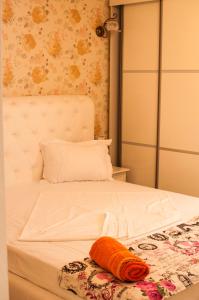 Giường trong phòng chung tại MARINA KATALEYA