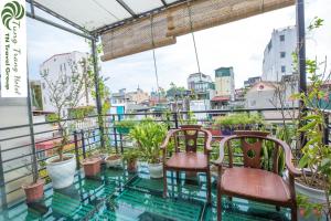 Rõdu või terrass majutusasutuses Tung Trang Hotel