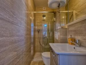 Ένα μπάνιο στο Apartman Ante