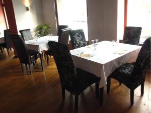 Predel za sedenje v nastanitvi Hotel Saloon