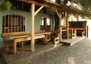 Restavracija oz. druge možnosti za prehrano v nastanitvi Hotel Saloon