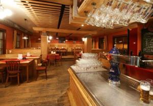 Pijača v nastanitvi Hotel Saloon