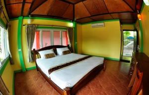 Krevet ili kreveti u jedinici u objektu Phi Phi View Point Resort