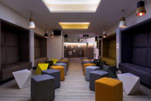 Predel za sedenje v nastanitvi Best Western Plus Hotel Du Parc Chantilly