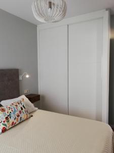 Gallery image of Benalbeach JR Suite in Málaga