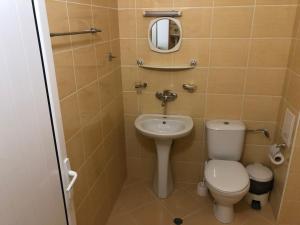 Gallery image of Family Hotel Central in Kranevo +12 photos