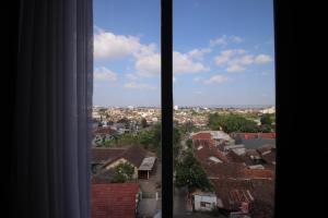 Nespecifikovaný výhled na destinaci Yogyakarta nebo výhled na město při pohledu z hotelu