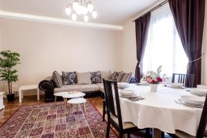 Χώρος καθιστικού στο Gellért Family Suite