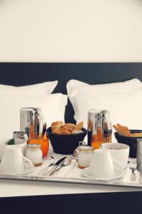 Comida no hotel ou em algum lugar perto