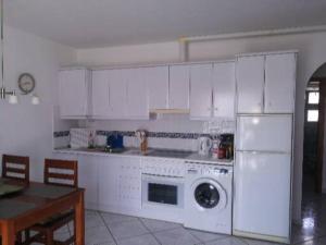 Kuchnia lub aneks kuchenny w obiekcie Casa Hibiscus sehr schönes Appartment zum relaxen