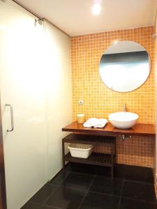 Vonios kambarys apgyvendinimo įstaigoje Centro Atocha 01