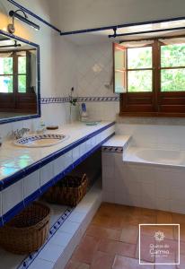 Koupelna v ubytování Quinta do Carmo