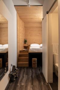 Galeriebild der Unterkunft Bespoke House Athens in Athen + 66 Fotos