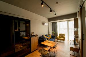 A seating area at The Kayseri Loft Hotel