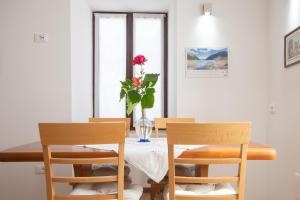 Foto dalla galleria di Appartamento di Ciari a Livo Altre 20 foto