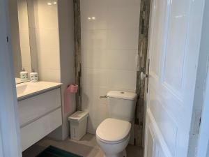 Φωτογραφία από το άλμπουμ του St Guenole' Studio Apartment σε Landévennec