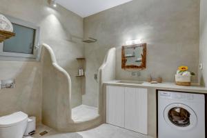 Ванная комната в Aelion Villa