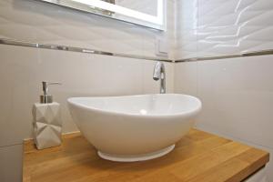 Łazienka w obiekcie Apartamenty Mikubo Wrocław