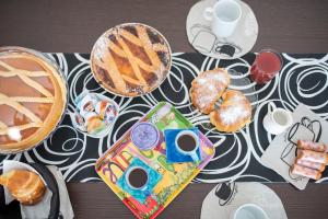 Možnosti snídaně pro hosty v ubytování Toma la Luna