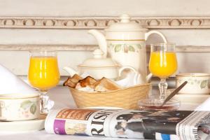 Opciones de desayuno disponibles en Dooly's Hotel