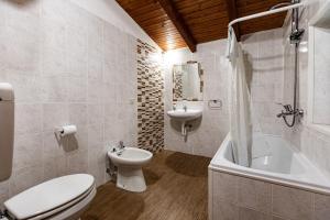 Bathroom sa Agriturismo Alberobello