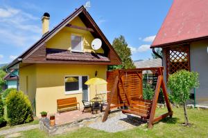 Hoone, kus puhkemaja asub