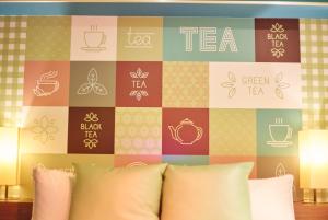 HOTEL LOVE客房内的一张或多张床位