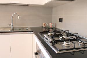 A kitchen or kitchenette at Villa Ginny
