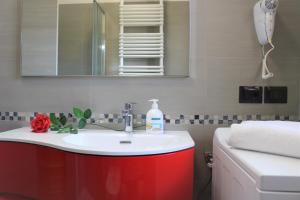 A bathroom at Villa Ginny