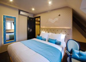 Postel nebo postele na pokoji v ubytování Design Hotel Jewel Prague